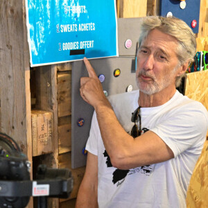 Antoine De Caunes - Festival Solidays 2022 à l'hippodrome ParisLongchamp le 24 juin 2022. © Lionel Urman / Panoramic / Bestimage