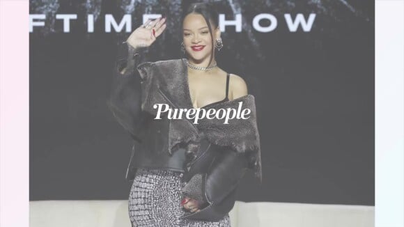 Rihanna : Veste en fourrure et jupe serpent, look sexy et original en marge du Super Bowl, le ton est donné