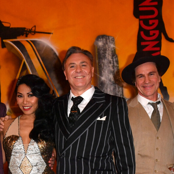 Exclusif - Roberto Alagna ( Al Capone) , Anggun (rôle : Lily), Bruno Pelletier (inspecteur Eliot Ness) à la générale de la comédie musicale "Al Capone" aux Folies Bergère à Paris le 9 février 2023. © Veeren / B. Rindoff / Bestimage 