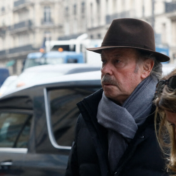 Michel Leeb et Béatrice Leeb - Obsèques de Philippe Tesson en l'église Saint-Germain-des-Prés à Paris, le 10 février 2023. © Christophe Clovis / Bestimage