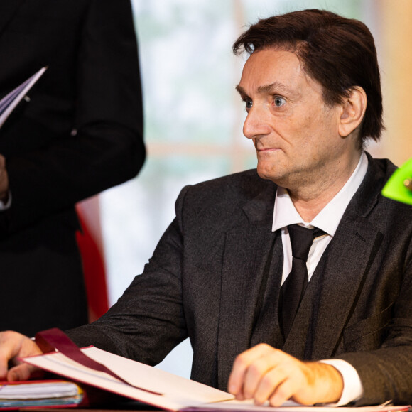 Exclusif -Pierre Palmade - Jour 2 - Enregistrement de l'émission "La Fine Equipe : Le retour !" à Paris, diffusée le 14 janvier sur France 2. Le 4 novembre 2022 © Cyril Moreau-Tiziano Da Silva / Bestimage S