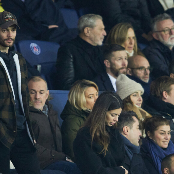 Exclusif - Louis Sarkozy et sa femme Natali Husic - People en tribunes du match de Ligue 1 Uber Eats "PSG contre Reims" (1-1) au Parc des Princes à Paris le 29 janvier 2023. 