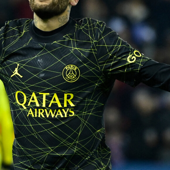 Attitude - Joie de Neymar Jr ( 10 - PSG ) - Match de Ligue 1 Uber Eats "PSG - Reims (1-1)" au Parc des Princes, le 29 janvier 2023. A l'occasion du Nouvel An chinois, les joueurs portent un maillot avec leurs noms floqués en mandarin. 