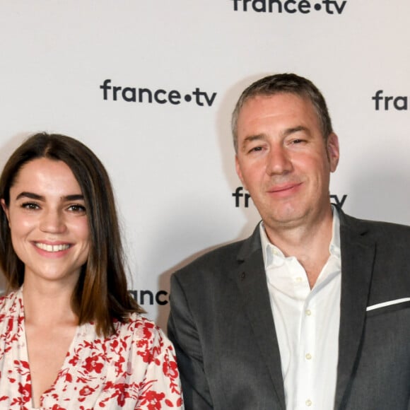 Fabien Lévêque, Cécile Grès, guest et Nelson Monfort au photocall de la conférence de presse de France 2 au théâtre Marigny à Paris le 18 juin 2019 © Coadic Guirec / Bestimage