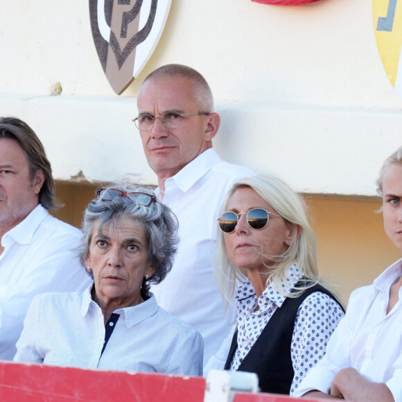 Exclusif - Laurent Weil, Marie Sara et son fils Lalo - Célébrités assistent à la Corrida Flamenca "Castella seul contre 6 toros" (où il affronte 6 taureaux au son des Gipsy Kings) dans les arènes des Saintes-Maries-de-la-Mer, France, le 6 août 2016. © Dominique Jacovides/Bestimage