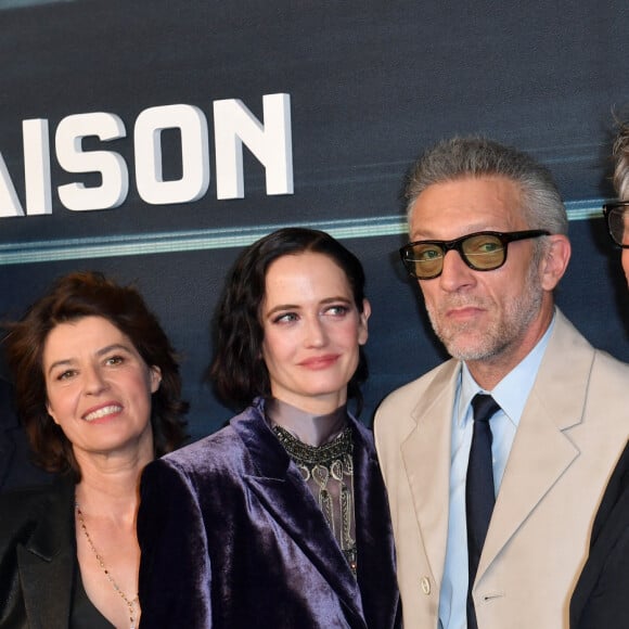 Marco Horanieh, Irène Jacob, Eva Green, Vincent Cassel, Stephen Hopkins, Eriq Ebouaney - Avant première de la série "Liaison" sur Apple TV+ au Publicis Drugstore à Paris le 12 février 2023. © Veeren/Bestimage 