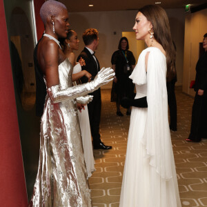 Vêtue d'une robe blanche Alexander McQueen déjà portée en 2019, Kate était d'humeur coquine
Le prince William, prince de Galles, et Catherine (Kate) Middleton, princesse de Galles, arrivent à la 76ème cérémonie des British Academy Film Awards (BAFTA) au Royal Albert Hall à Londres, le 19 février 2023. 