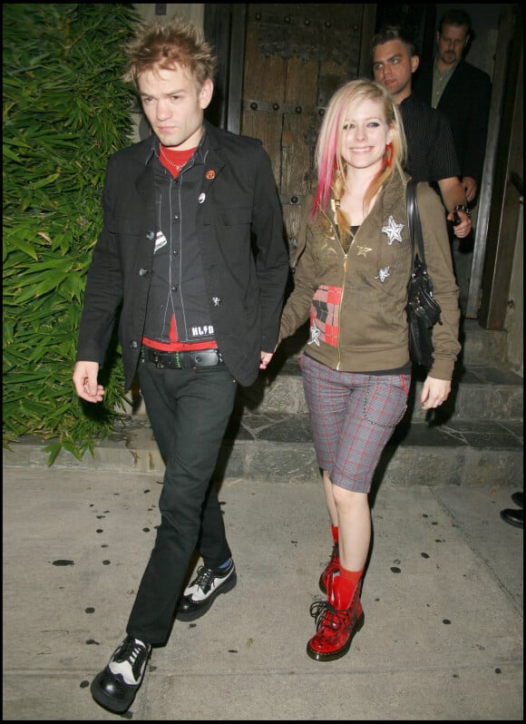 Avant Mod Sun, Avril Lavigne a été en couple avec Deryck Whibley de Sum 41
Avril Lavigne et Deryck Whibley (Sum 41) à Los Angeles