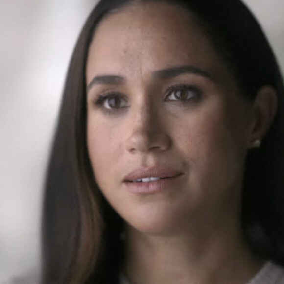 Le prince Harry et Meghan Markle auraient fait l'objet d'une campagne de dénigrement par la presse britannique d'après le documentaire sur Netflix. Les témoignages de Jenny Afia, associée du cabinet d'avocats londonien Schillings qui représente le couple, de Lucy Fraser, une amie de Meghan, apportent un éclairage nouveau. Le 15 décembre 2022. 