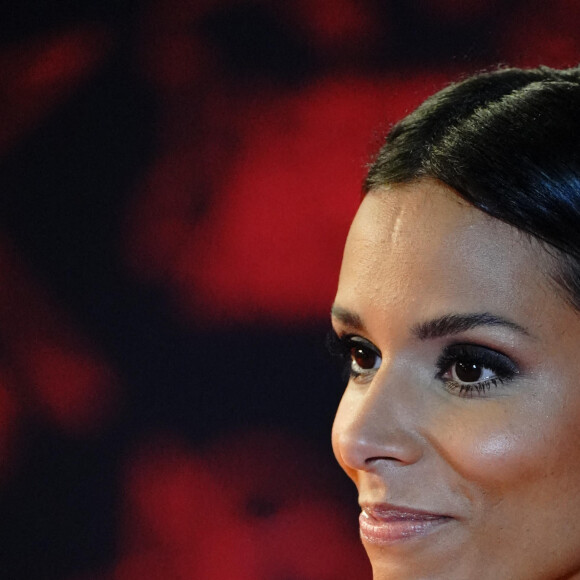 Et qui prouve que Shy'm est bel et bien une maman du tonnerre !
Shy'm lors de la 23ème édition des NRJ Music Awards 2021 au Palais des Festivals de Cannes, le 20 novembre 2021. 