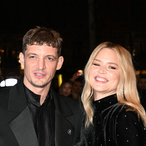 Un gradn moment vécu avec son compagnon Niels Schneider.
Niels Schneider et sa compagne Virginie Efira - Photocall au Fouquet's après la 48ème cérémonie des César à Paris © Coadic Guirec / Bestimage 