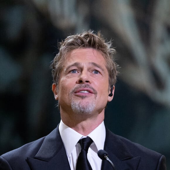 Brad Pitt - David Fincher reçoit un César d'honneur lors de la 48ème édition des César à l'Olympia à Paris le 24 février 2023 © Olivier Borde / Dominique Jacovides / Bestimage 