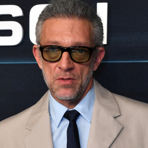 Etre papa est sans doute l'une de ses plus grandes fiertés.
Vincent Cassel - Avant-première de la série "Liaison" sur Apple TV+ au Publicis Drugstore à Paris. © Veeren/Bestimage