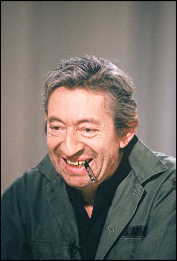 Alain Chamfort a connu une histoire d'amour adultère avec Lio.
Archives - Serge Gainsbourg invité de l'émission "Nulle part ailleurs".