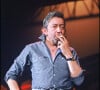 ... à Los Angeles, notamment, alors qu'il travaillait avec Serge Gainsbourg.
Archives - Serge Gainsbourg sur scène, en concert, au Zénith de Paris.