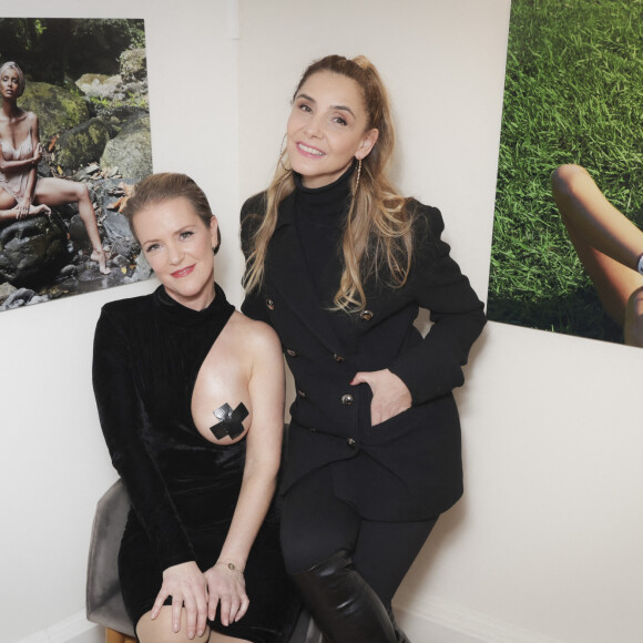 Exclusif - Sylvie Castioni, Clotilde Courau - Vernissage de l'exposition "Amazones" de la photographe Sylvie Castioni à la galerie Duret à Paris. Le 2 mars 2023 © Jack Tribeca / Bestimage 