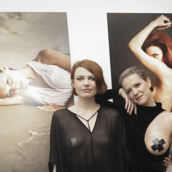 Exclusif - Elodie Frégé, Sylvie Castioni - Vernissage de l'exposition "Amazones" de la photographe Sylvie Castioni à la galerie Duret à Paris. Le 2 mars 2023 © Jack Tribeca / Bestimage 