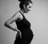 Pour le moment, la jeune maman n'a pas encore annoncé la nouvelle sur les réseaux sociaux.
Virgilia Hess, enceinte sur Instagram.