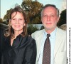 Marié à sa femme Alexia Stresi, avec laquelle il a accueilli des jumelles, Adèle et Lucie, nées en décembre 2008, l'acteur de 70 ans a aussi eu une histoire d'amour avec une célèbre actrice pour laquelle il est "tombé raide"
Nicole Garcia et FRançois Berléand à Bagatelle en 2002