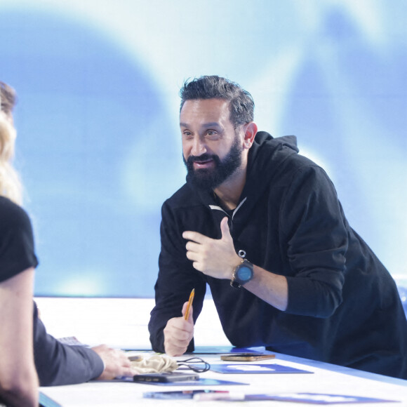 Exclusif - Cyril Hanouna - Sur le plateau de l'émission TPMP (Touche Pas à Mon Poste) présentée en direct par C.Hanouna et diffusée sur C8 - Paris le 23/01/2023 - © Jack Tribeca / Bestimage