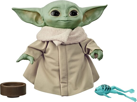 Votre enfant va s'amuser avec le personnage le plus mignon de la galaxie avec cette figurine électronique Star Wars The Mandalorian Bébé Yoda