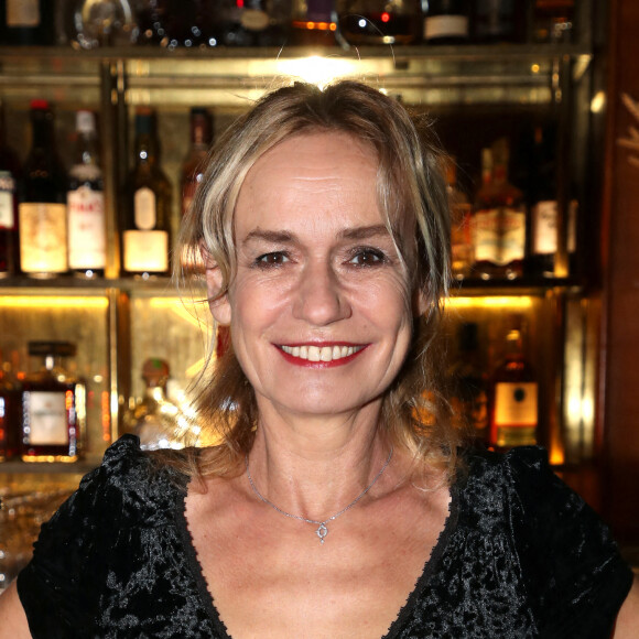 Exclusif - Sandrine Bonnaire - L'équipe du film de C. Lelouch "L'Amour c'est mieux que la Vie" se retrouve au restaurant Le Fouquet's avant la Première du film à Paris le 17 janvier 2022 . © Bertrand Rindoff Petroff / Bestimage 