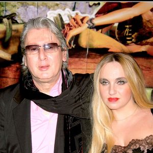 Il est mort d'un redoutable cancer.
Alain Bashung et sa compagne