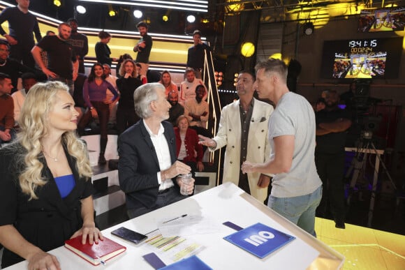 Exclusif - Béatrice Rosen, Gilles Verdez, Marco Mouly, Matthieu Delormeau - Sur le plateau de l'émission TPMP (Touche Pas à Mon Poste) présentée en direct par C.Hanouna et diffusée sur C8 - Paris le 12/01/2023 - © Jack Tribeca / Bestimage 