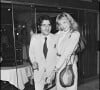 Et naturellement ils sont nombreux à supposer que c'est Gérard Depardieu, ancien compagnon de l'actrice de 65 ans, qui a transmis cet amour du vin à celle-ci.
Jean-Pierre Rassam et Arielle Dombasle à Cannes en 1979