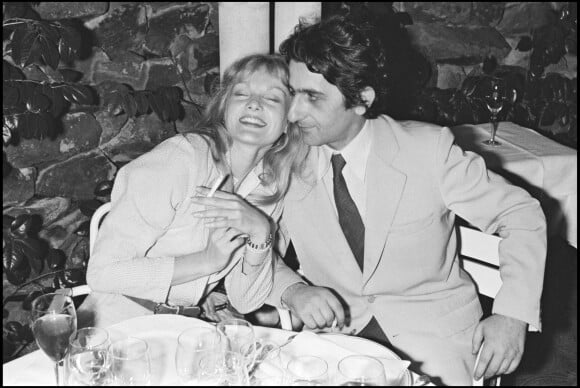 Arielle Dombasle et Jean-Pierre Rassam, en 1979 à Cannes