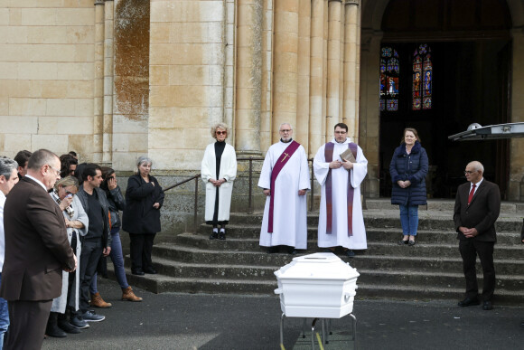 Obsèques de Kévin Trompat en l’église Saint-Hilaire à Niort, France, le 16 mars 2023. © Laetitia Notarianni/Bestimage