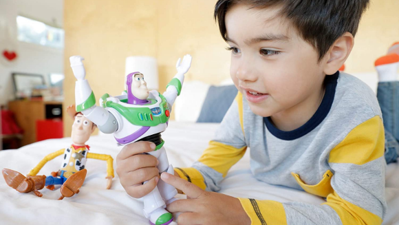 Alerte bon plan avec les 6 € de réduction de cette figurine parlante Buzz L'Eclair Disney Pixar Toy Story 4