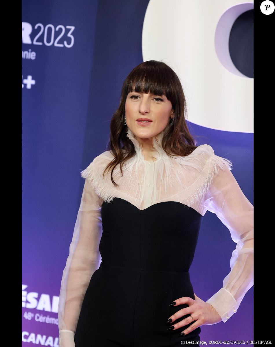 Juliette Armanet au photocall de la 48ème cérémonie des César à l'Olympia à Paris le 24 février 2023 © Dominique Jacovides / Olivier Borde / Bestimage