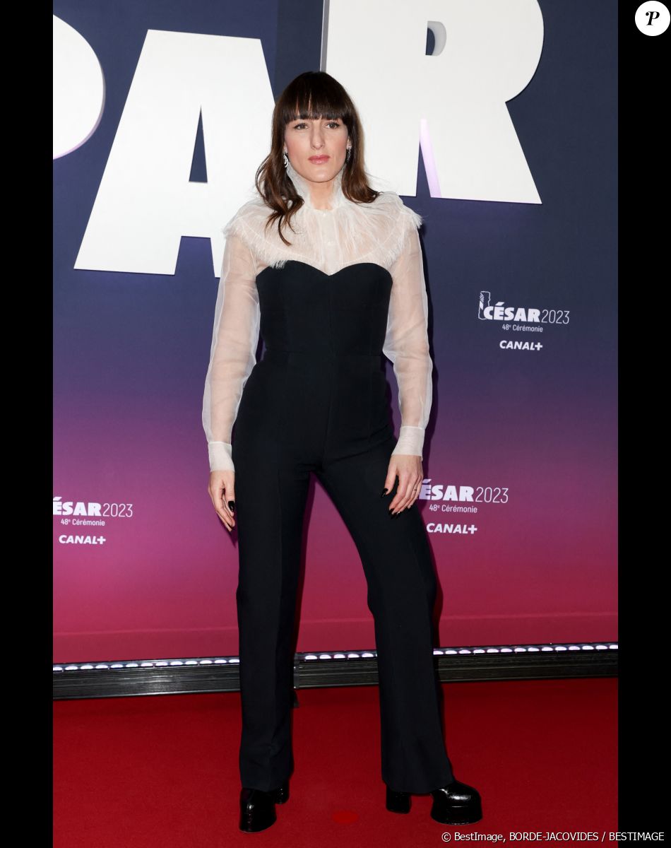 Juliette Armanet au photocall de la 48ème cérémonie des César à l'Olympia à Paris le 24 février 2023 © Dominique Jacovides / Olivier Borde / Bestimage