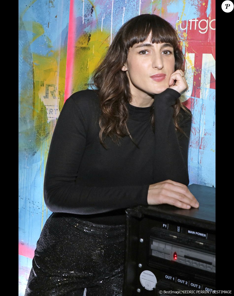 Exclusif - Juliette Armanet - Backstage - Enregistrement de l'émission "M6 sur son 31", présentée par E.Gossuin et diffusée le 31 décembre sur M6 © Cédric Perrin / Bestimage