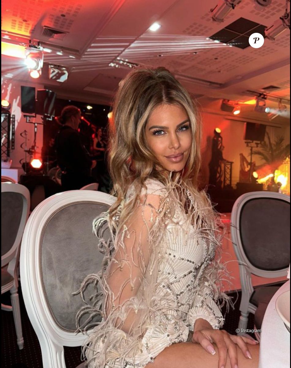 Adixia a confié ne pas aimer les joueurs de football
Adixia sur Instagram
