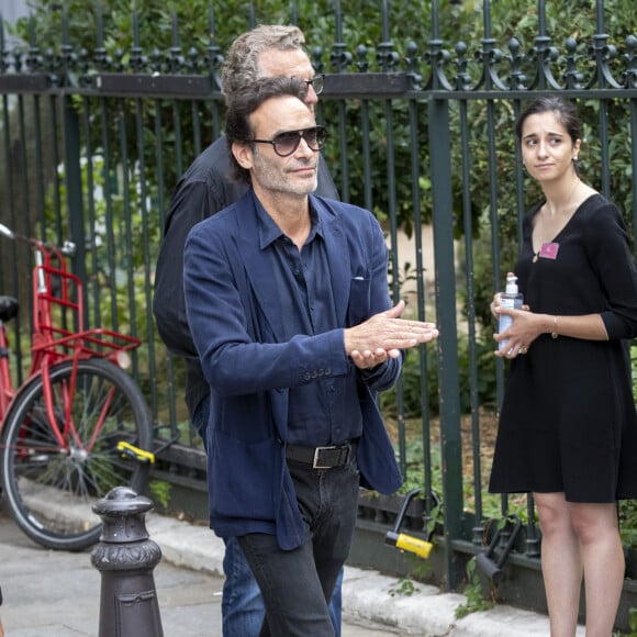 Anthony Delon - Obsèques de Jean-Paul Belmondo en en l'église Saint-Germain-des-Prés, à Paris le 10 septembre 2021. © Cyril Moreau / Bestimage 