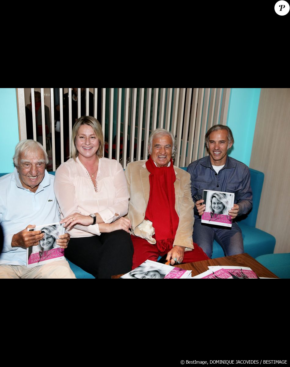 Charles Gérard, Luana Belmondo, Jean-Paul Belmondo, Paul Belmondo - A l'occasion du lancement de son nouveau livre "Mes recettes bonne humeur" (Editions du Cherche Midi), Luana Belmondo a réuni ses proches et amis épicuriens autour d'un Aperitivo concocté par le Chef Denny Imbroisi (Restaurant IDA) à Paris, le 13 Octobre 2016. © Dominique Jacovides/Bestimage