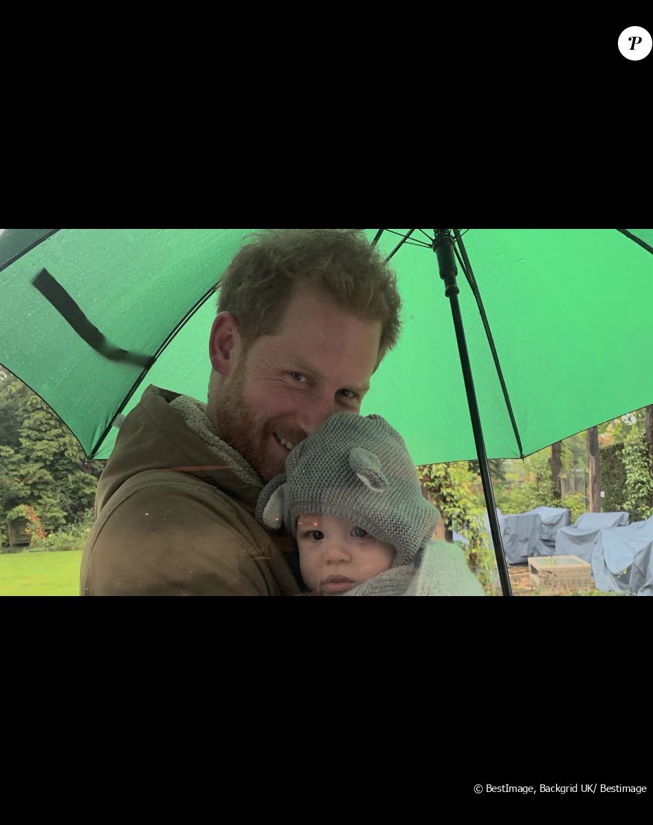 Le prince Harry, duc de Sussex et Meghan Markle, duchesse de Sussex, avec leurs enfants Archie et Lilibet.