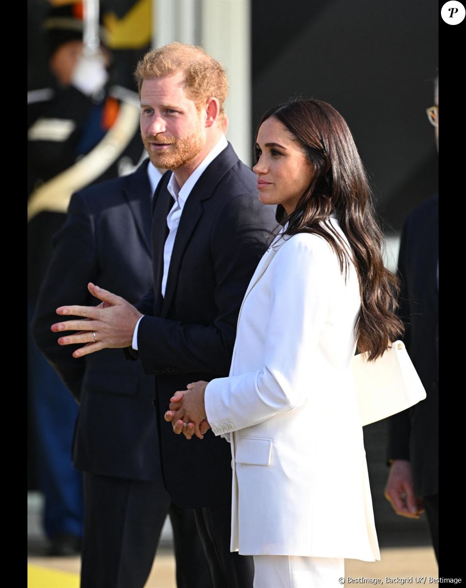 Le prince Harry, duc de Sussex, et Meghan Markle, duchesse de Sussex assistent à un engagement à la veille des Jeux Invictus 2020 aux Pays-Bas, à La Haye, le 15 avril 2022.