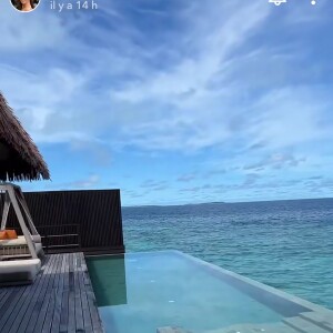 Ils ont une piscie dans leur villa de rêve aux Seychelles, sur Snapchat