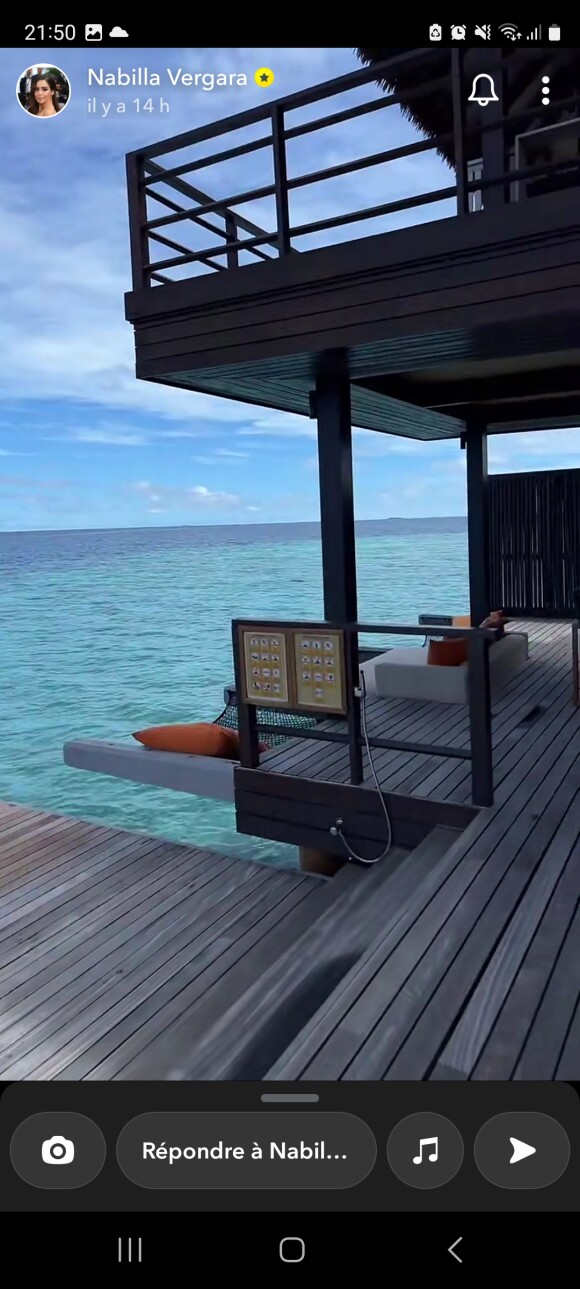Nabilla Benattia dévoile des images de sa villa de rêve aux Seychelles, sur Snapchat