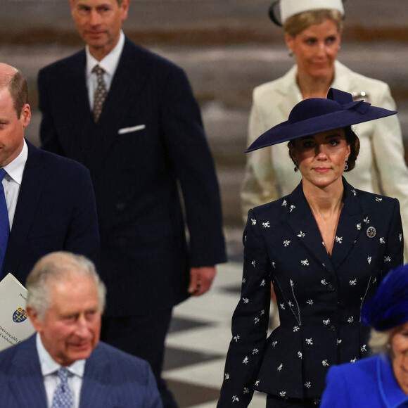 Voilà qui n'empêchera pas Kate et William de rester sur leurs gardes. 
Le roi Charles III d'Angleterre, Camilla Parker Bowles, reine consort d'Angleterre, Le prince William, prince de Galles, Catherine (Kate) Middleton, princesse de Galles, Sophie Rhys-Jones, duchesse d'Édimbourg, le prince Edward, duc d'Édimbourg - Service annuel du jour du Commonwealth à l'abbaye de Westminster à Londres, Royaume Uni, le 13 mars 2023.