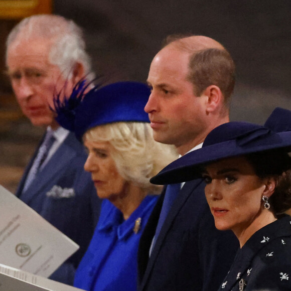 Il y aurait du rififi dans l'air entre Kate, William et Camilla en marge du couronnement du roi Charles III 
Le roi Charles III d'Angleterre, Camilla Parker Bowles, reine consort d'Angleterre, le prince William, prince de Galles, Catherine (Kate) Middleton, princesse de Galles - Service annuel du jour du Commonwealth à l'abbaye de Westminster à Londres, Royaume Uni.