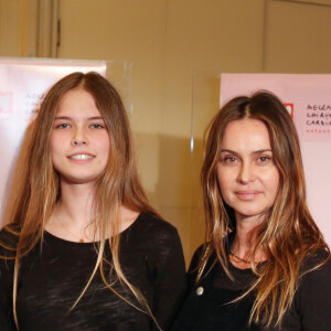 Agathe de La Fontaine et sa fille Zoé (fille d'Emmanuel Petit) - Gala du Coeur donné au profit de l'association Mécénat Chirurgie Cardiaque, avec un récital du pianiste Miroslav Kultyshev à la Salle Gaveau à Paris le 30 janvier 2017. © Philippe Doignon/Bestimage