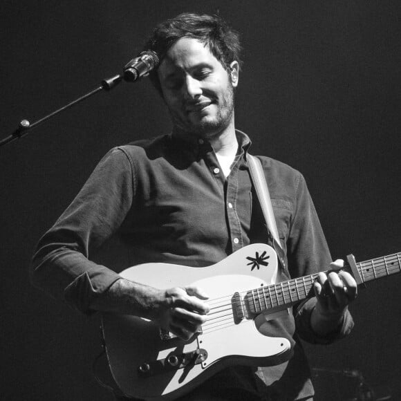 Des mots forts, partagés par un certain nombre d'internautes. 
Le chanteur Vianney sur la scène du festival du Printemps de Pérouges à la Plaine de l'Ain à Saint-Vulbas (01), France le 01/07/2022. © Sandrine Thesillat / Panoramic / Bestimage