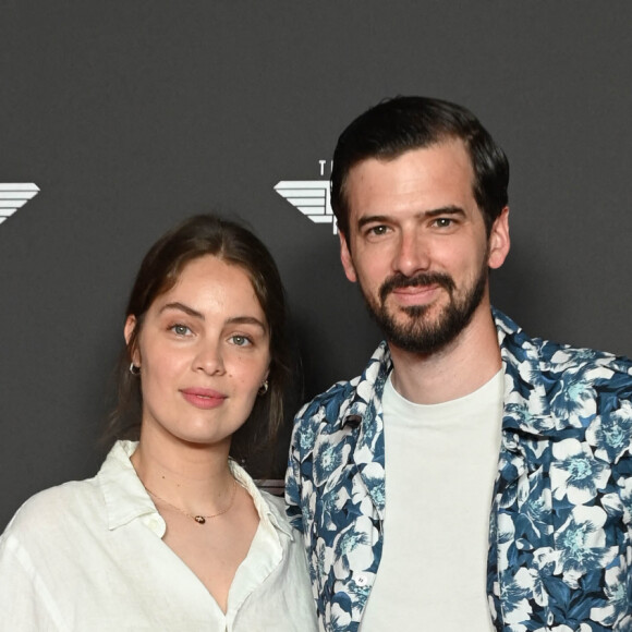 Il a partagé, sur Instagram, une vidéo sur laquelle il effectue une danse romanesque Marie-Ange Casta.
Marie-Ange Casta et son mari Marc-Antoine Le Bret - Avant-première du film "Top Gun Maverick" à l'UGC Normandie à Paris le 19 mai 2022. © Coadic Guirec/Bestimage