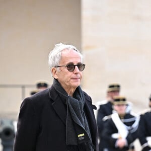 Fabrice Luchini - Cérémonie d'hommage national à l'Hôtel national des Invalides en hommage à Michel Bouquet décédé le 13 avril 2022. Paris le 27 avril 2022. Michel Bouquet a été inhumé dans la plus stricte intimité le 15/04/2022 à Étais-la Sauvin dans l'Yonne. © David Nivière / Pool / Bestimage