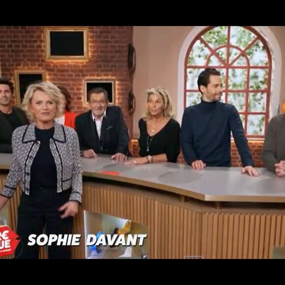 Sophie Davant a annoncé qu'il y avait deux nouveaux acheteurs dans "Affaire conclue", ce mardi 28 mars 2023