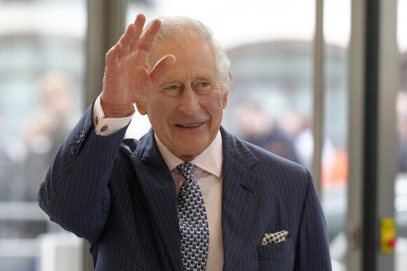 Le roi Charles III d'Angleterre, lors d'une visite pour ouvrir officiellement le siège de la Banque européenne pour la reconstruction et le développement (BERD) dans le centre de Londres, Royaume Uni, le 23 mars 2023.